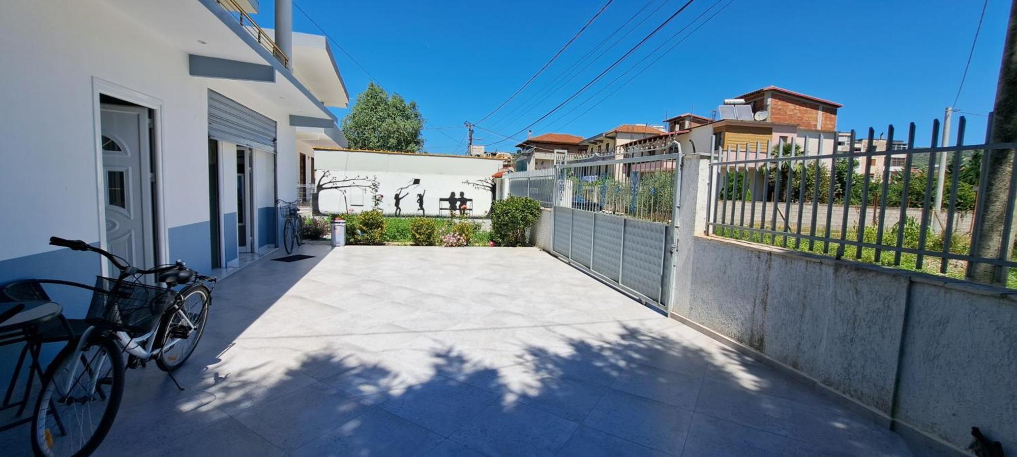 Villa Likaj Berat Exterior photo
